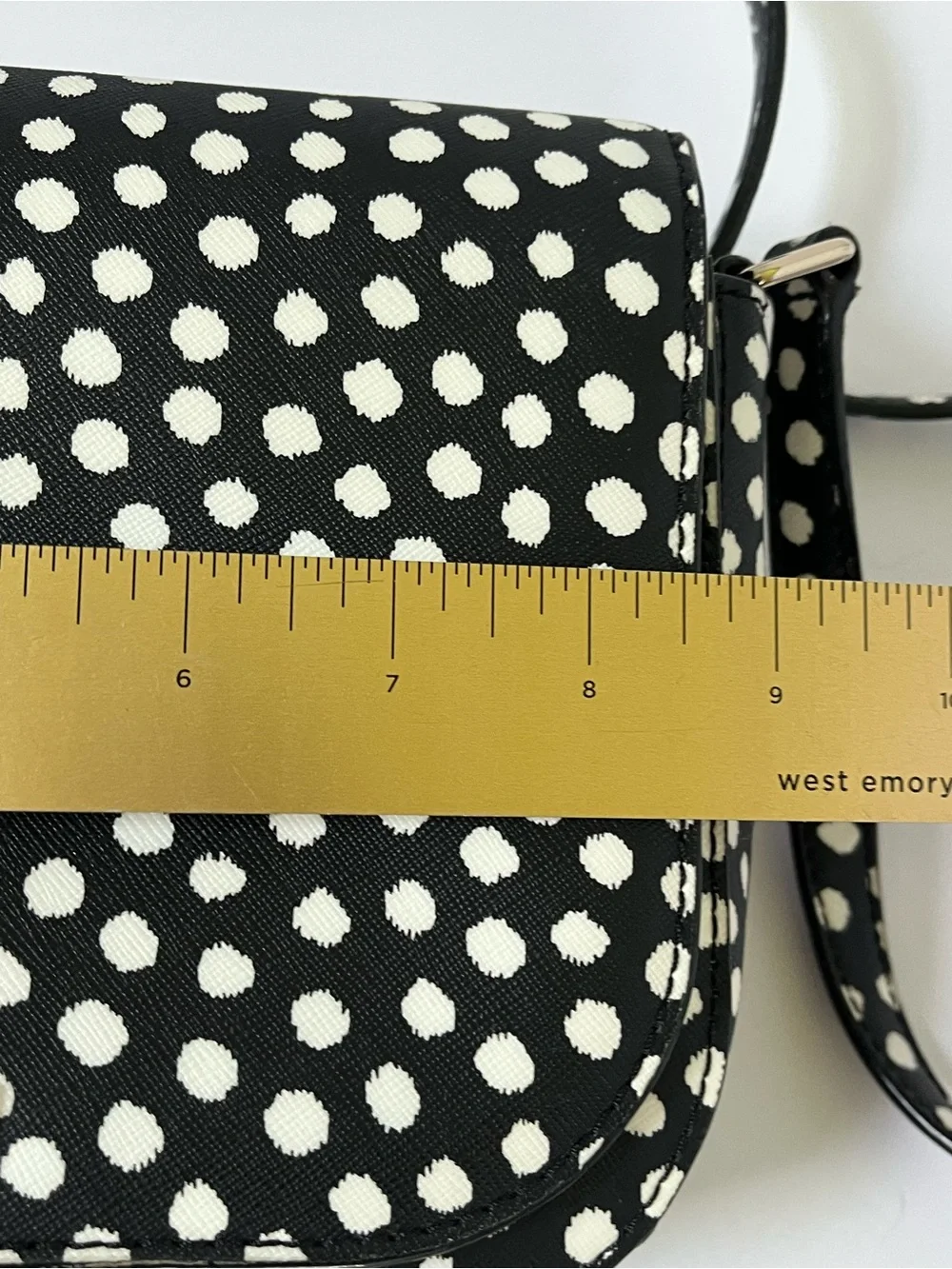 kate spade Black & White Polka Dot Large Laurel Way Carsen handbag EUC